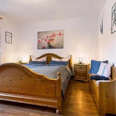 Buchhaus Vier - Mittelgeschoss * Kirchenlamitz