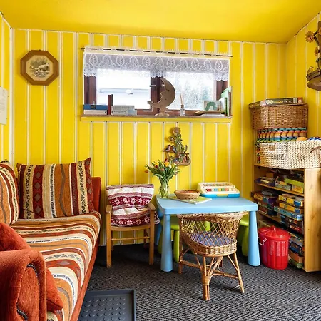 Buchhaus Vier - Mittelgeschoss Daire