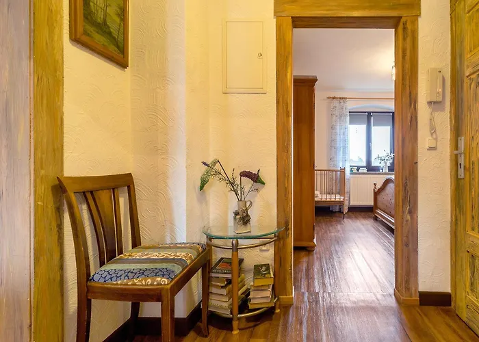 Buchhaus Vier - Mittelgeschoss Апартаменты Kirchenlamitz