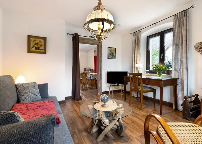 Апартаменты Buchhaus Vier - Mittelgeschoss Kirchenlamitz